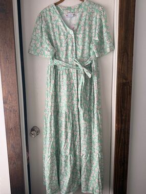 Women’s Abby & Evie mom wrap dress